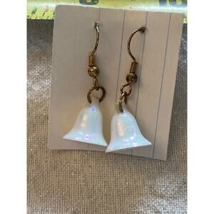 Iridescent Pearl Tone Bell Dangle Earrings Gold Tone Hook Festive Costume